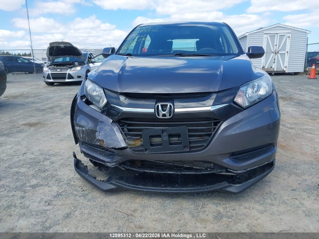 3CZRU6H3XGM109290 Honda HR-V LX