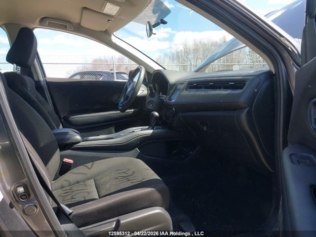 3CZRU6H3XGM109290 Honda HR-V LX