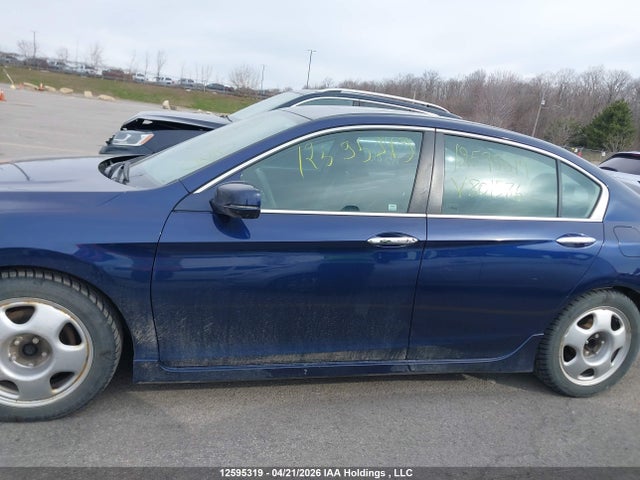 1HGCR2F54HA801586 Honda Accord