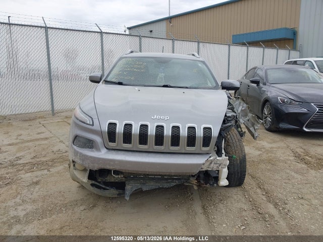 1C4PJMCS5GW260725 Jeep Cherokee Latitude