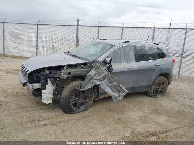 1C4PJMCS5GW260725 Jeep Cherokee Latitude