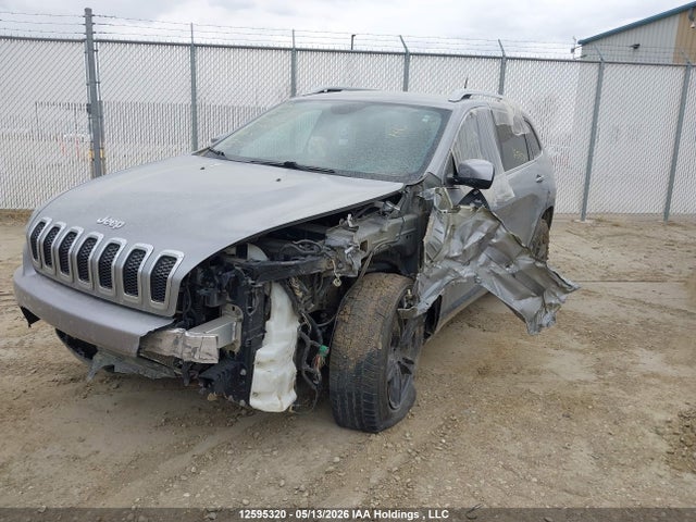 1C4PJMCS5GW260725 Jeep Cherokee Latitude