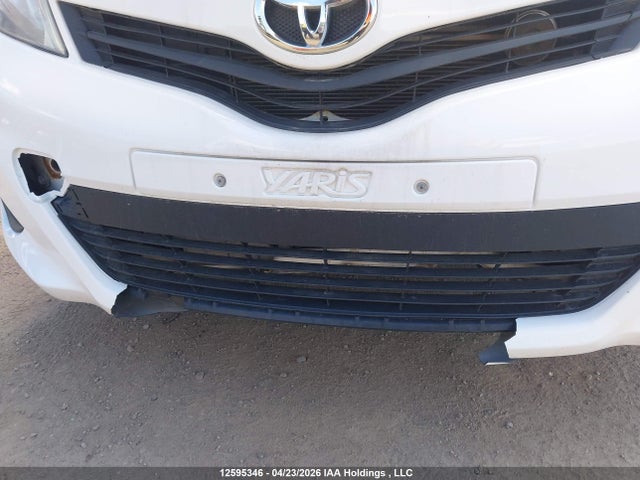 12595346 :رقم المزاد ، VNKKTUD39EA011180 vin ، 2014 Toyota Yaris مزاد بيع