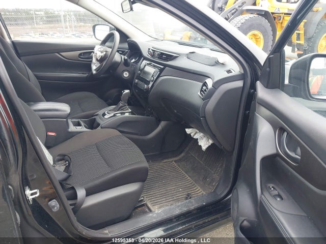 JN1BJ1AW7MW447736 Nissan Qashqai S