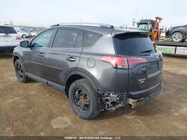 2018 Toyota Rav4 Xle მანქანა იყიდება აუქციონზე, vin: 2T3RFREV4JW789569, აუქციონის ნომერი: 12589187
