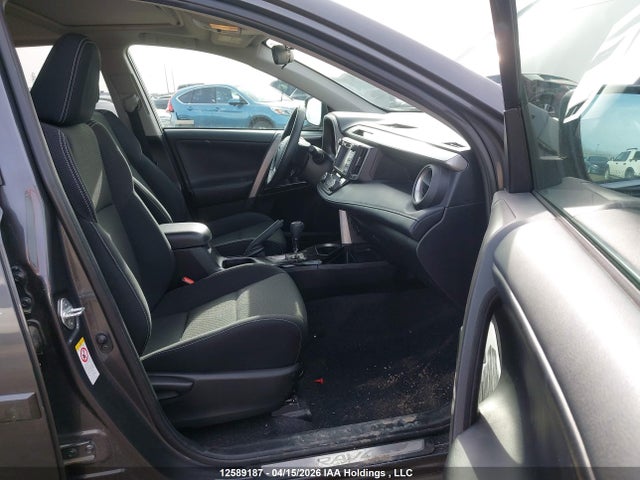 2018 Toyota Rav4 Xle მანქანა იყიდება აუქციონზე, vin: 2T3RFREV4JW789569, აუქციონის ნომერი: 12589187