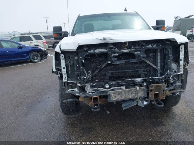 1GT12SE85GF278649 GMC Sierra 2500hd Sle