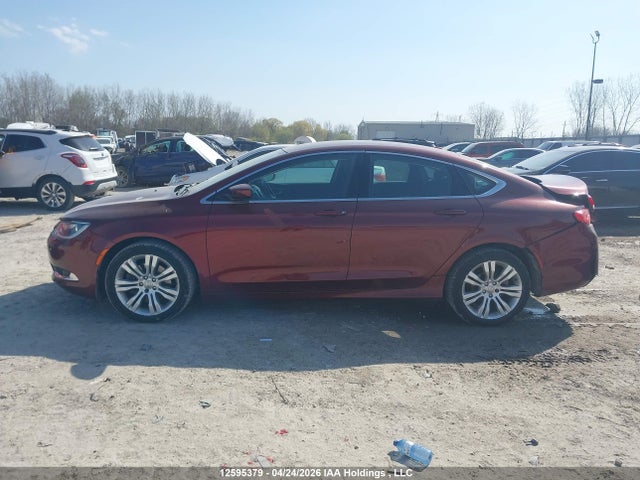 12595379 :رقم المزاد ، 1C3CCCAG2FN736746 vin ، 2015 Chrysler 200 مزاد بيع