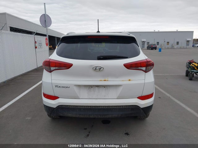 2016 Hyundai Tucson Premium მანქანა იყიდება აუქციონზე, vin: KM8J33A45GU208730, აუქციონის ნომერი: 12595413