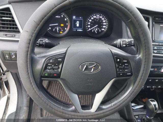 2016 Hyundai Tucson Premium მანქანა იყიდება აუქციონზე, vin: KM8J33A45GU208730, აუქციონის ნომერი: 12595413