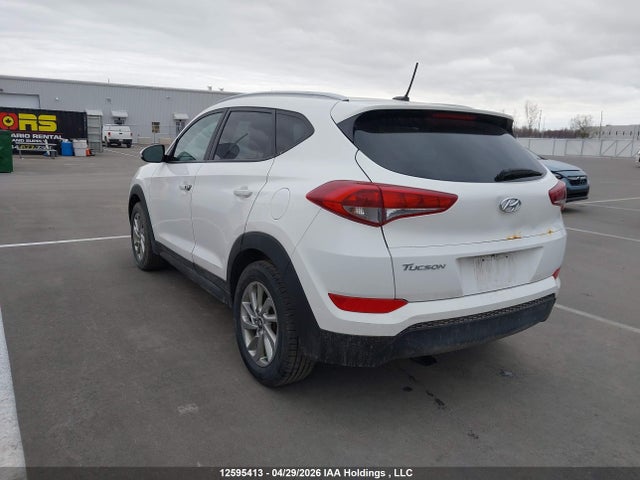 2016 Hyundai Tucson Premium მანქანა იყიდება აუქციონზე, vin: KM8J33A45GU208730, აუქციონის ნომერი: 12595413