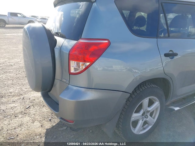 12595421 :رقم المزاد ، JTMBD33V276042747 vin ، 2007 Toyota Rav4 مزاد بيع