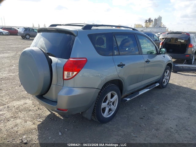 12595421 :رقم المزاد ، JTMBD33V276042747 vin ، 2007 Toyota Rav4 مزاد بيع