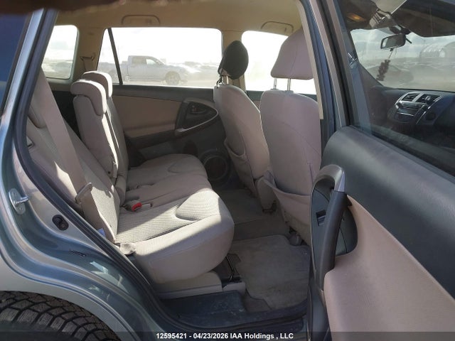 12595421 :رقم المزاد ، JTMBD33V276042747 vin ، 2007 Toyota Rav4 مزاد بيع