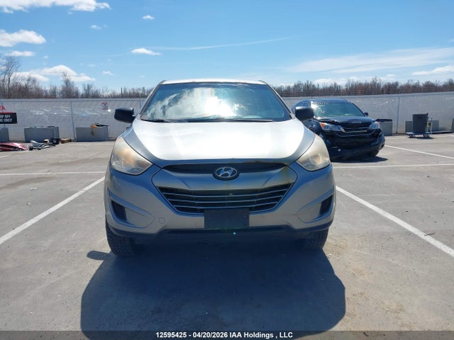 Продажа на аукционе авто 2012 Hyundai Tucson Gl, vin: KM8JT3AC9CU477461, номер лота: 12595425