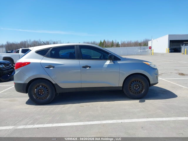 Продажа на аукционе авто 2012 Hyundai Tucson Gl, vin: KM8JT3AC9CU477461, номер лота: 12595425
