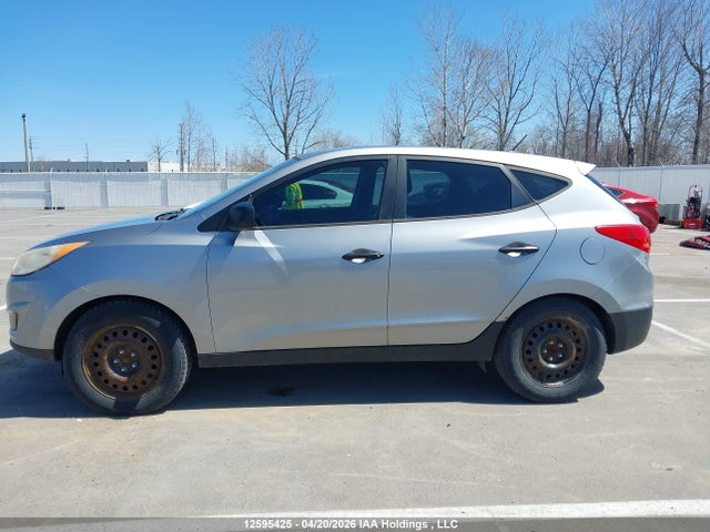 Продажа на аукционе авто 2012 Hyundai Tucson Gl, vin: KM8JT3AC9CU477461, номер лота: 12595425
