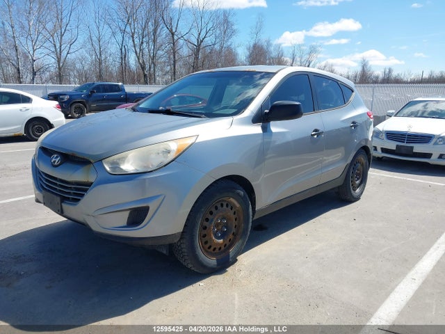 Продажа на аукционе авто 2012 Hyundai Tucson Gl, vin: KM8JT3AC9CU477461, номер лота: 12595425