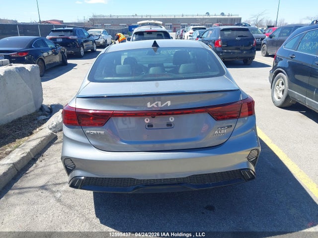 12595437 :رقم المزاد ، 3KPF54AD2NE458738 vin ، 2022 Kia Forte Ex/ex Premium/gt-line مزاد بيع