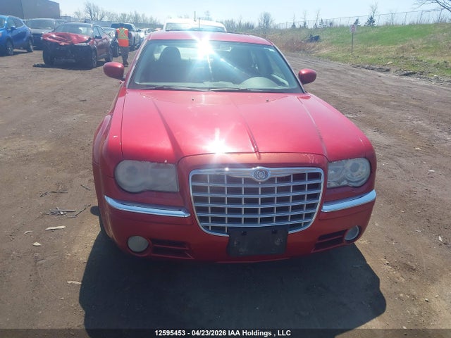 2008 Chrysler 300 Limited მანქანა იყიდება აუქციონზე, vin: 2C3KA33GX8H253032, აუქციონის ნომერი: 12595453
