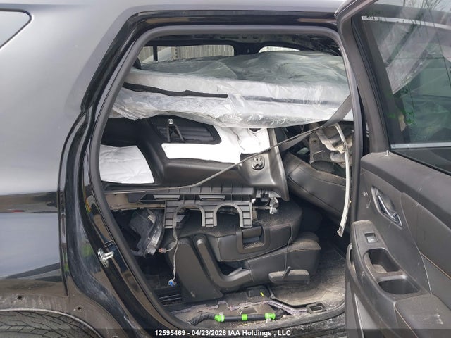 1GNEVKKW8KJ132044 Chevrolet Traverse Premier