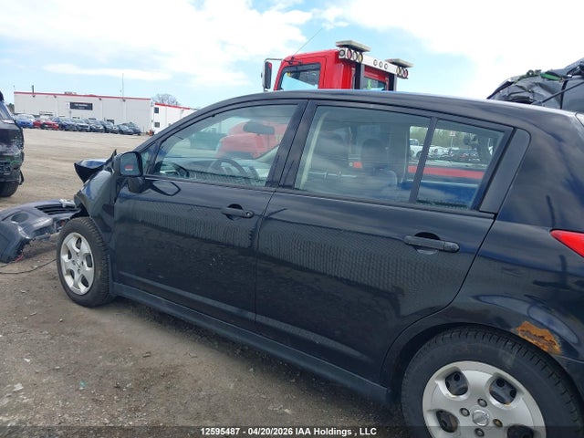 2009 Nissan Versa 1.8s მანქანა იყიდება აუქციონზე, vin: 3N1BC13E09L479469, აუქციონის ნომერი: 12595487