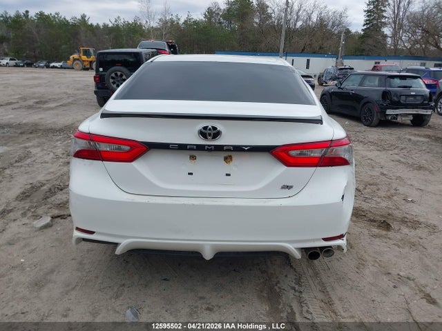 4T1B11HK1JU124382 Toyota Camry