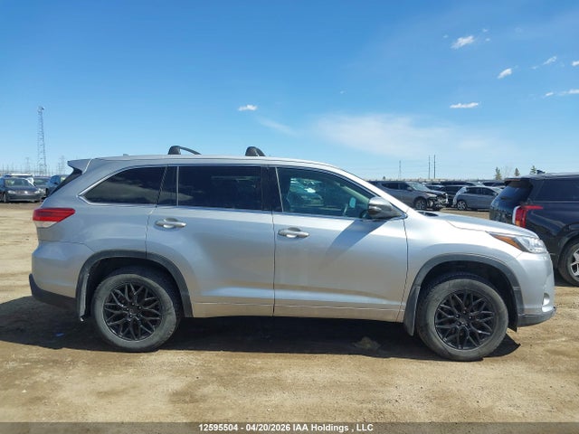 12595504 :رقم المزاد ، 5TDJZRFH3HS402048 vin ، 2017 Toyota Highlander Xle مزاد بيع