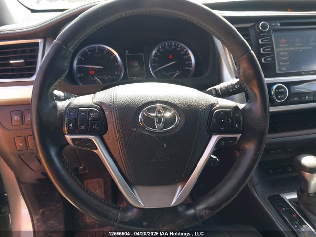 12595504 :رقم المزاد ، 5TDJZRFH3HS402048 vin ، 2017 Toyota Highlander Xle مزاد بيع