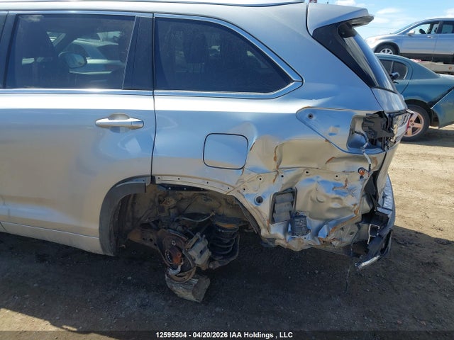 12595504 :رقم المزاد ، 5TDJZRFH3HS402048 vin ، 2017 Toyota Highlander Xle مزاد بيع