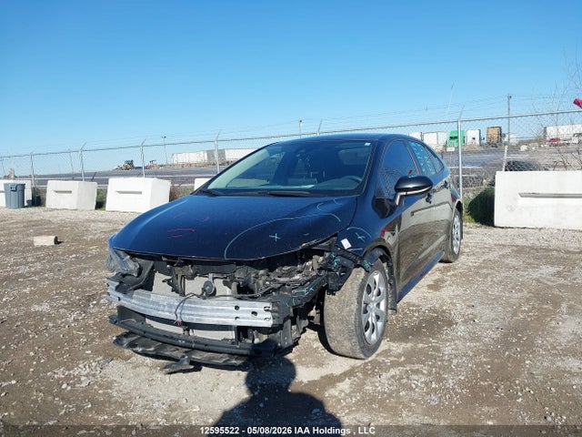 12595522 :رقم المزاد ، 5YFBPMBE0MP154143 vin ، 2021 Toyota Corolla Le مزاد بيع