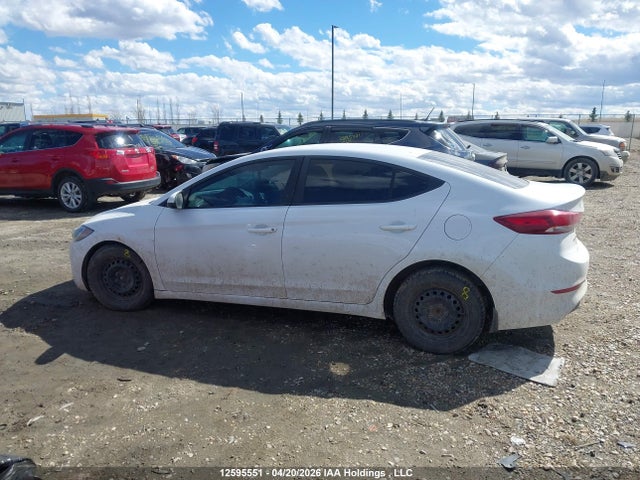 Продажа на аукционе авто 2018 Hyundai Elantra Se, vin: 5NPD74LF5JH322805, номер лота: 12595551