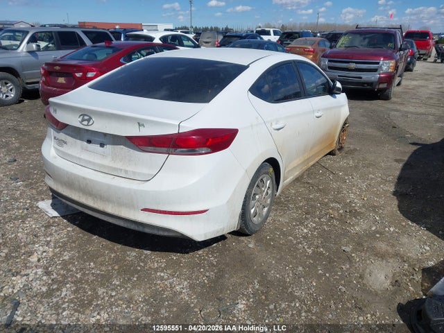Продажа на аукционе авто 2018 Hyundai Elantra Se, vin: 5NPD74LF5JH322805, номер лота: 12595551