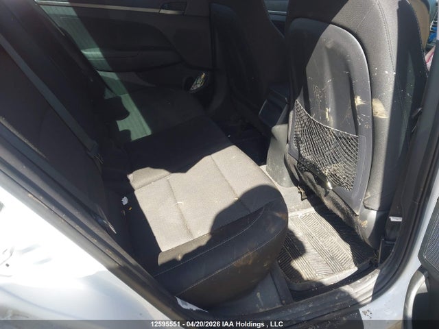 Продажа на аукционе авто 2018 Hyundai Elantra Se, vin: 5NPD74LF5JH322805, номер лота: 12595551