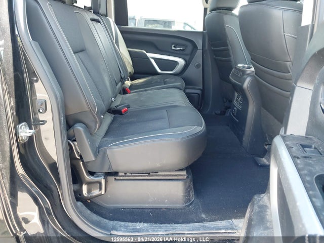 2018 Nissan Titan Xd Sl/pro-4x/plat Res/sv მანქანა იყიდება აუქციონზე, vin: 1N6AA1F42JN536208, აუქციონის ნომერი: 12595563