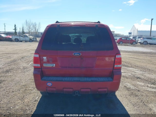 2008 Ford Escape Xlt მანქანა იყიდება აუქციონზე, vin: 1FMCU93128KB74187, აუქციონის ნომერი: 12595569