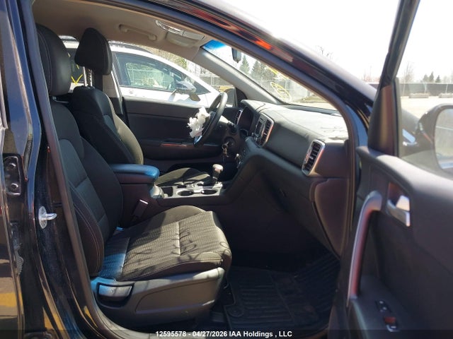 KNDPMCAC5H7082100 KIA Sportage Lx