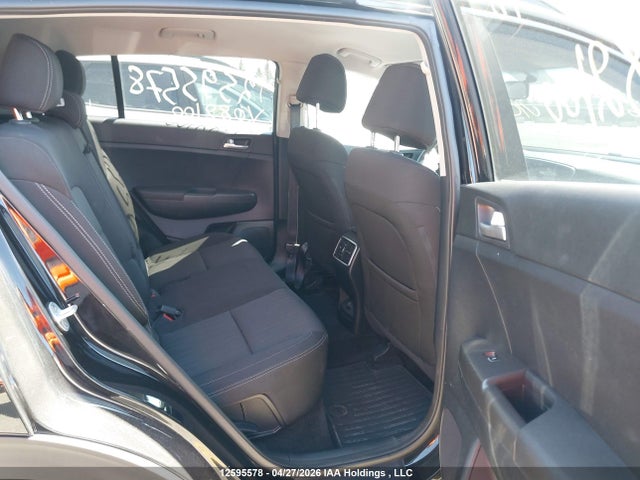 KNDPMCAC5H7082100 KIA Sportage Lx