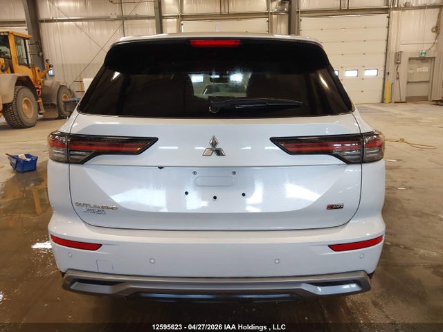 JA4J4VA80SZ618924 Mitsubishi Outlander Se/diamond Trail Edition