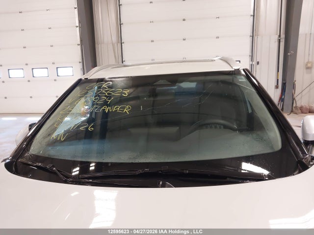 JA4J4VA80SZ618924 Mitsubishi Outlander Se/diamond Trail Edition