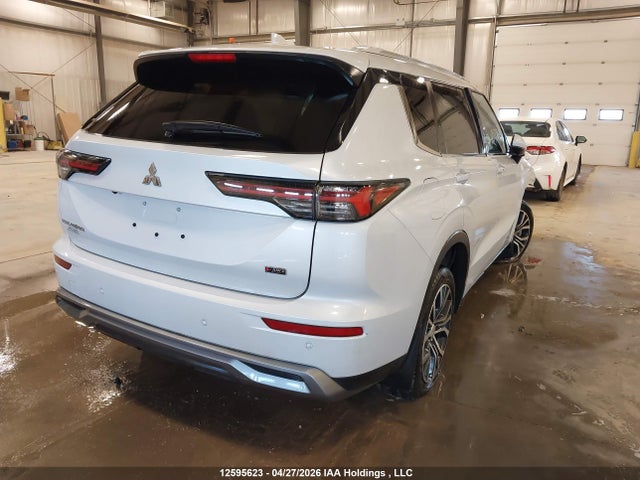 JA4J4VA80SZ618924 Mitsubishi Outlander Se/diamond Trail Edition