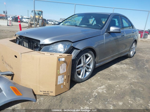 Продаж на аукціоні авто 2014 Mercedes-benz C 300 4matic, vin: WDDGF8AB3EA915363, номер лоту: 12595628
