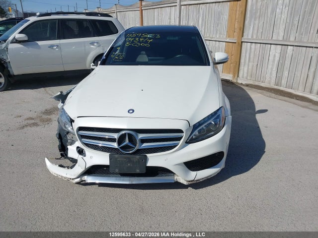 Продажа на аукционе авто 2015 Mercedes-benz C 300 4matic, vin: 55SWF4KBXFU043414, номер лота: 12595633
