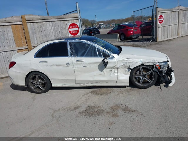 Продажа на аукционе авто 2015 Mercedes-benz C 300 4matic, vin: 55SWF4KBXFU043414, номер лота: 12595633