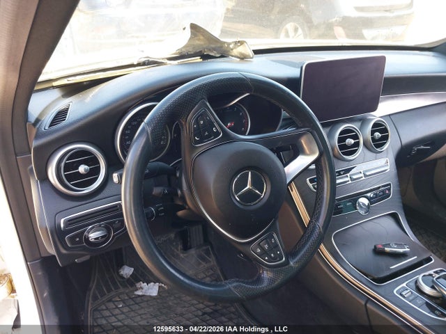 Продажа на аукционе авто 2015 Mercedes-benz C 300 4matic, vin: 55SWF4KBXFU043414, номер лота: 12595633