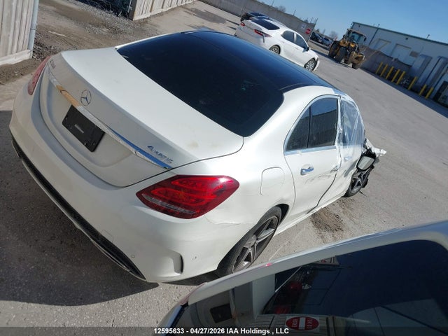 Продажа на аукционе авто 2015 Mercedes-benz C 300 4matic, vin: 55SWF4KBXFU043414, номер лота: 12595633