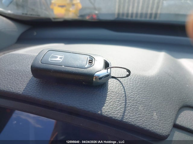 2HKRW2H22KH121402 Honda CR-V LX
