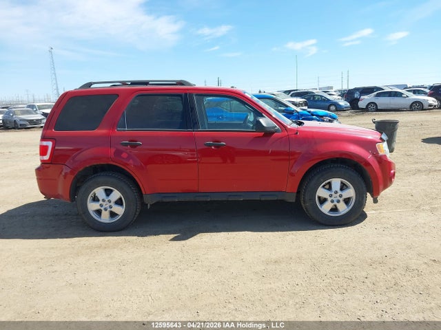 12595643 :رقم المزاد ، 1FMCU9DG3AKD35526 vin ، 2010 Ford Escape Xlt مزاد بيع