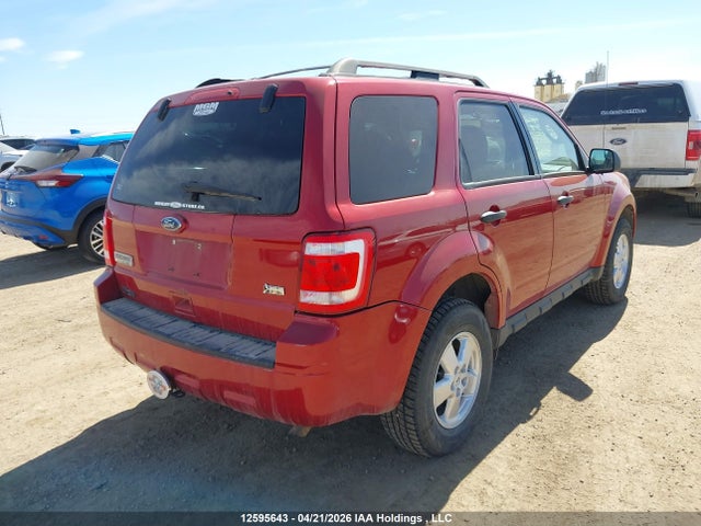 12595643 :رقم المزاد ، 1FMCU9DG3AKD35526 vin ، 2010 Ford Escape Xlt مزاد بيع