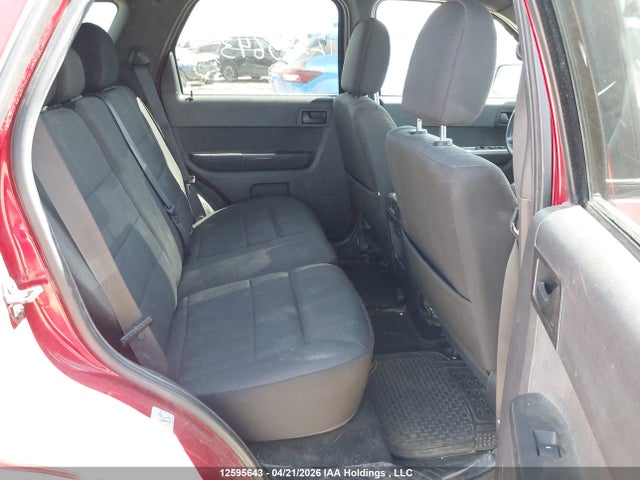 12595643 :رقم المزاد ، 1FMCU9DG3AKD35526 vin ، 2010 Ford Escape Xlt مزاد بيع